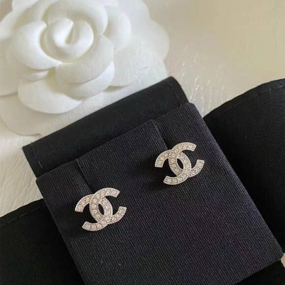 Chanel classic double C silver earrings - Picture 1 of 5